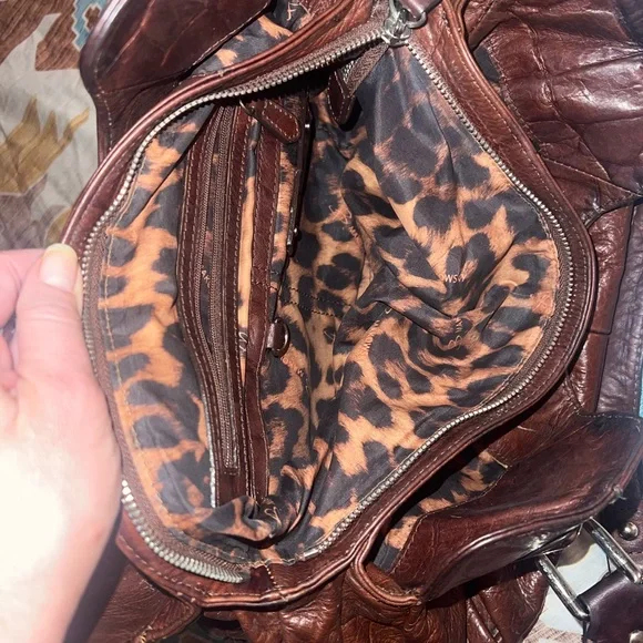 B. Makowsky leather shoulder bag Rare - Picture 5 of 6